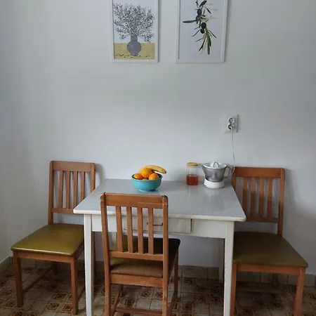 Apartment Central * クニン