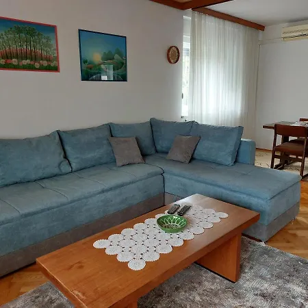 Apartment Central *