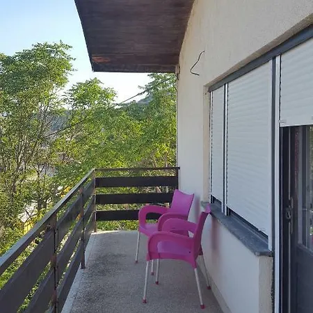 Apartment Apartment Central Knin
