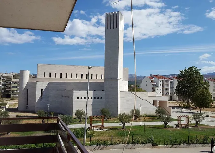 아파트 Apartment Central *